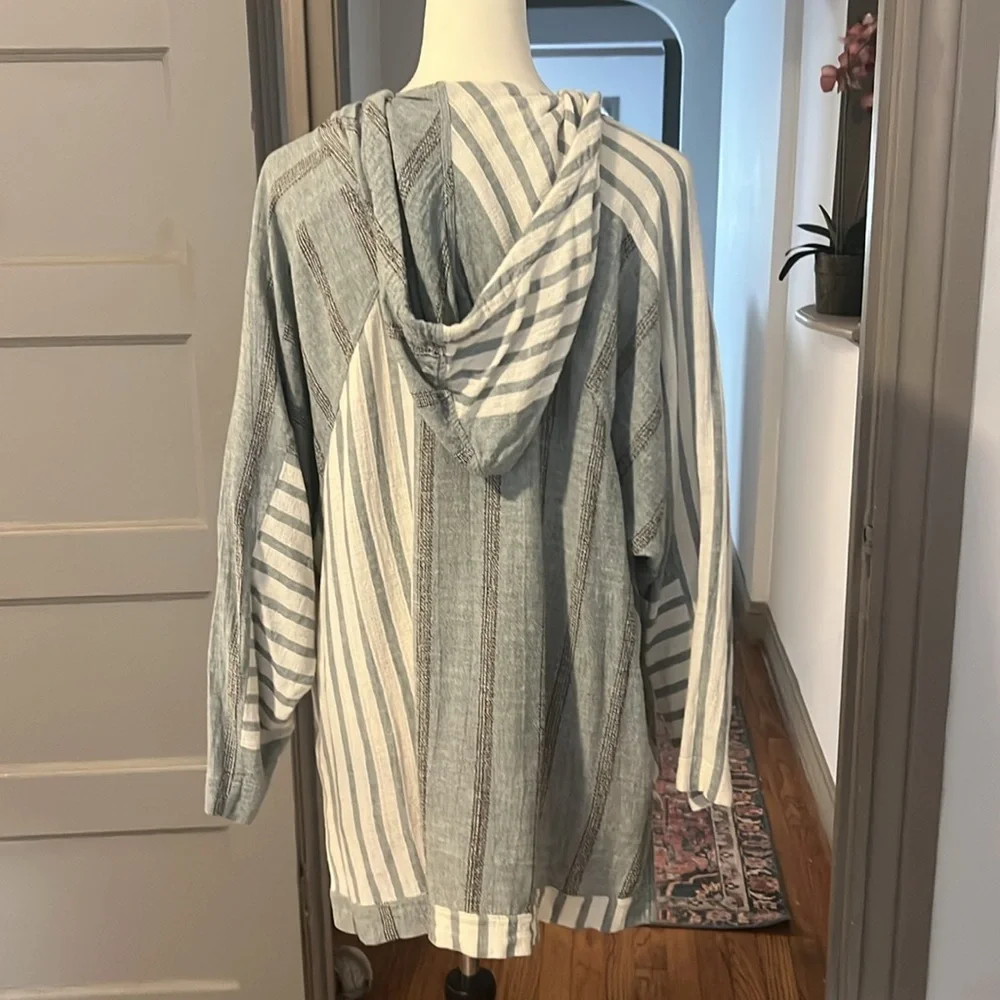 FP pullover - Picture 3 of 6